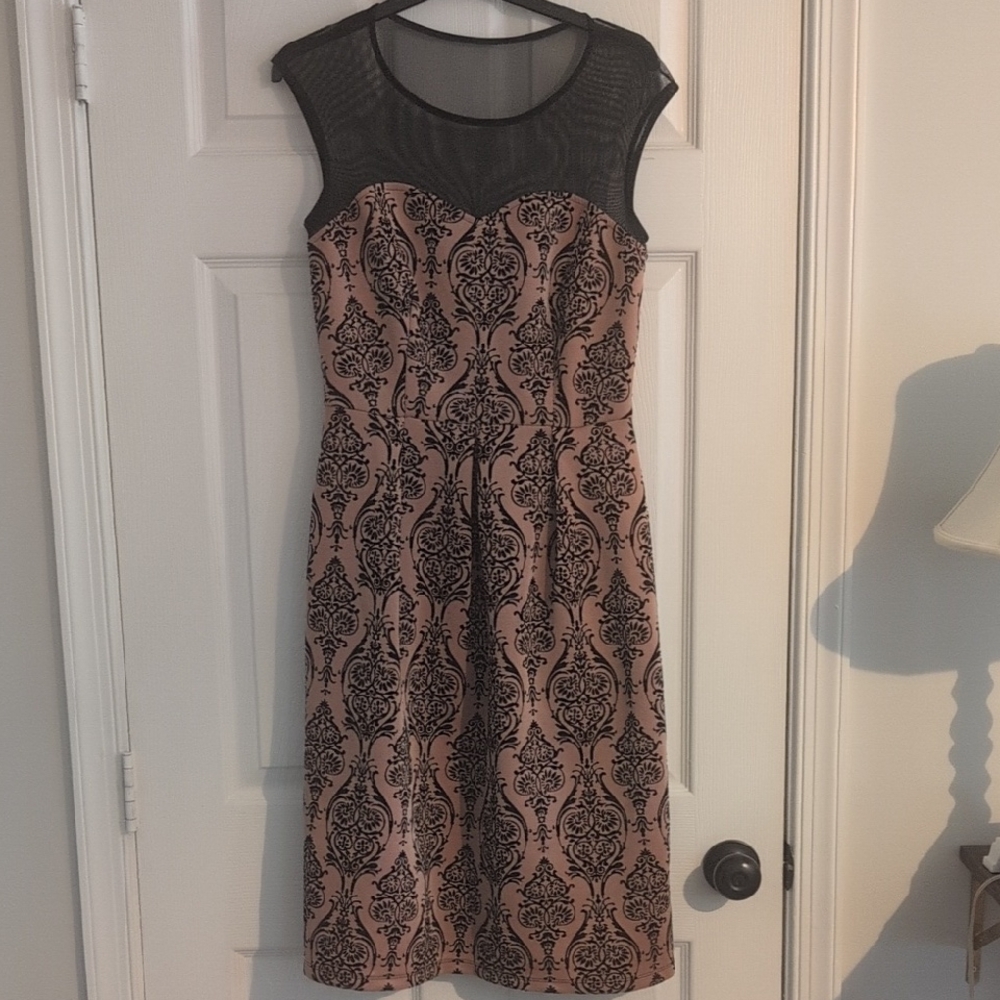 Enfocus Studio Black and Pink Damask Midi Dress
